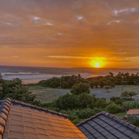 Tranquil Sea Hotel Kenting Exteriör bild